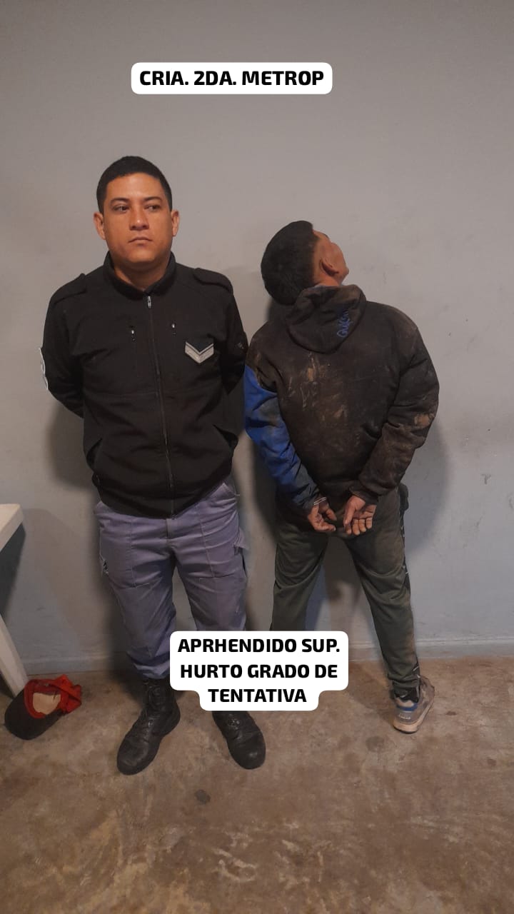 Lo atraparon dentro de una casa con hierros que quería llevarse