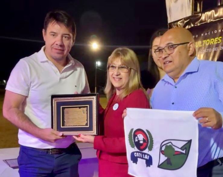 Cote Lai: El gobierno provincial acompañó el 2º Encuentro Nacional de Escultores