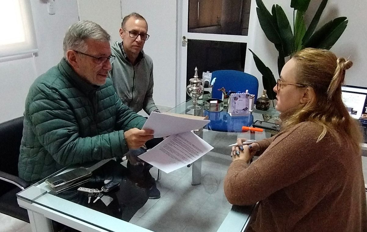 El Gobierno Provincial firmó un convenio con el Municipio de Pampa  del Infierno para la distribución de agua