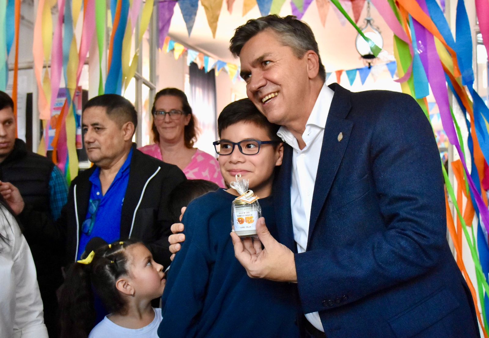 Resistencia: el gobernador Zdero acompañó hoy el Aniversario 95° de la EEP 169 «Rómulo Zabala»