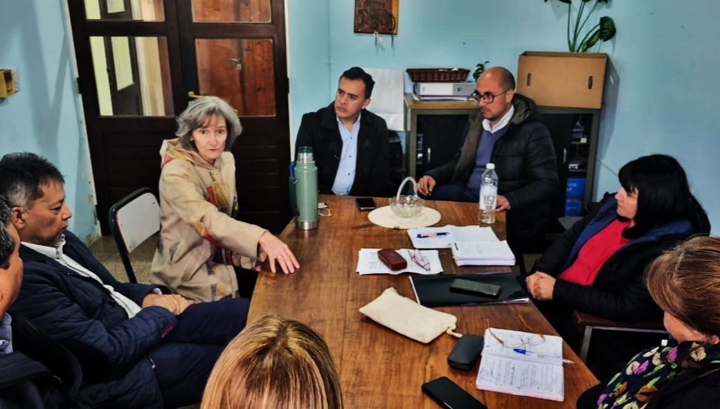 Educación acompaña a las escuelas secundarias de la regional 10 para fortalecer la Convivencia Escolar