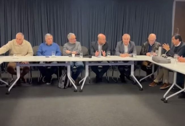 Prevención de Ciberestafas: autoridades de SAMEEP se reunieron con el experto Julio López  en su visita a Resistencia