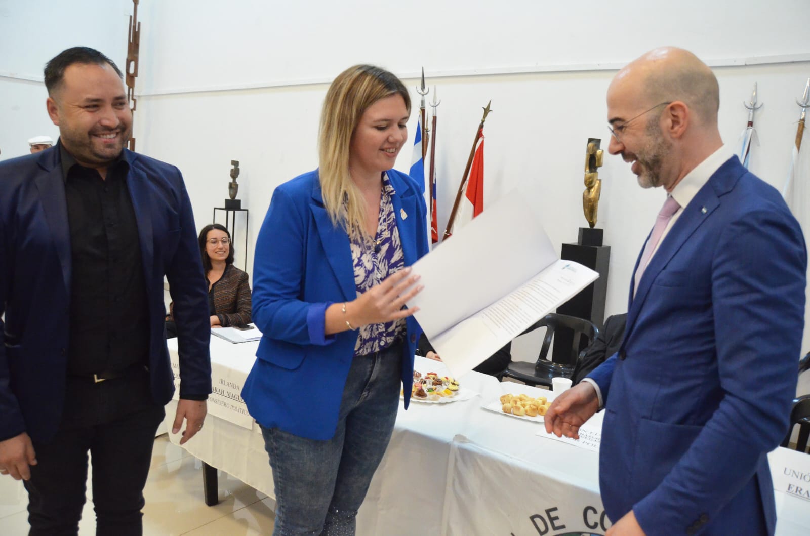 La Municipalidad de Resistencia acompañó a Colectividades en la recepción de embajadores  europeos