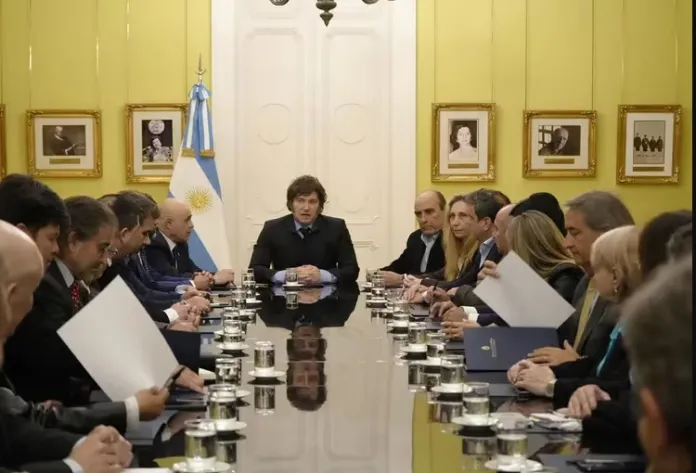 Javier Milei firmó el veto total a la ley de jubilaciones que aprobó el Congreso