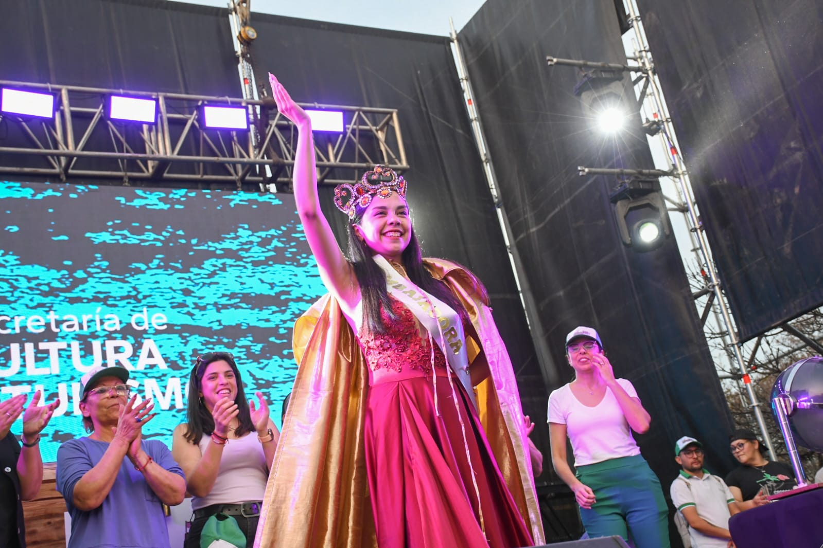 Resistencia: Estudiantina 2024