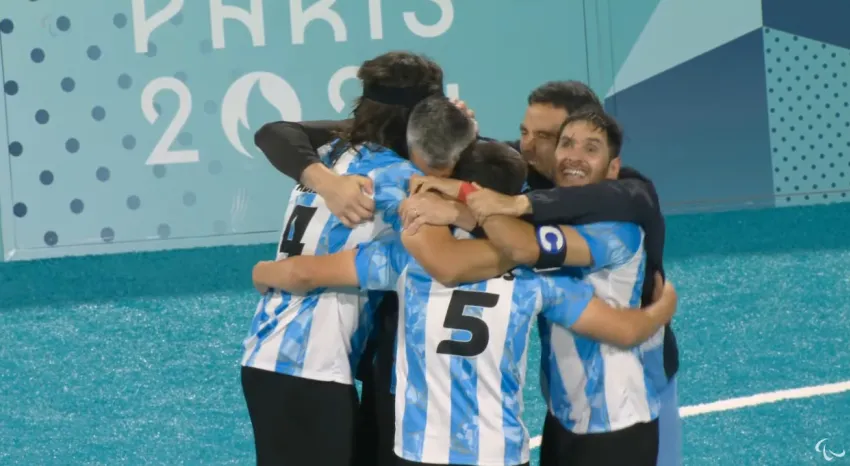 Histórico: con el chaqueño Ángel Deldo, Los Murciélagos eliminaron a Brasil e irán por el oro