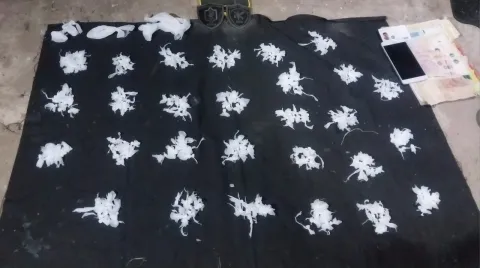 Persecución en Resistencia: joven intentó huir con 280 bochitas de cocaína y fue detenido