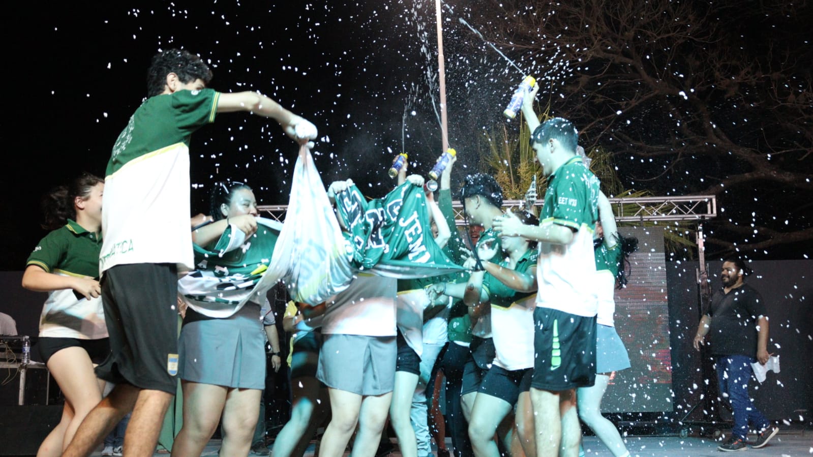 Imponente festejo para celebrar el Mes de la Juventud