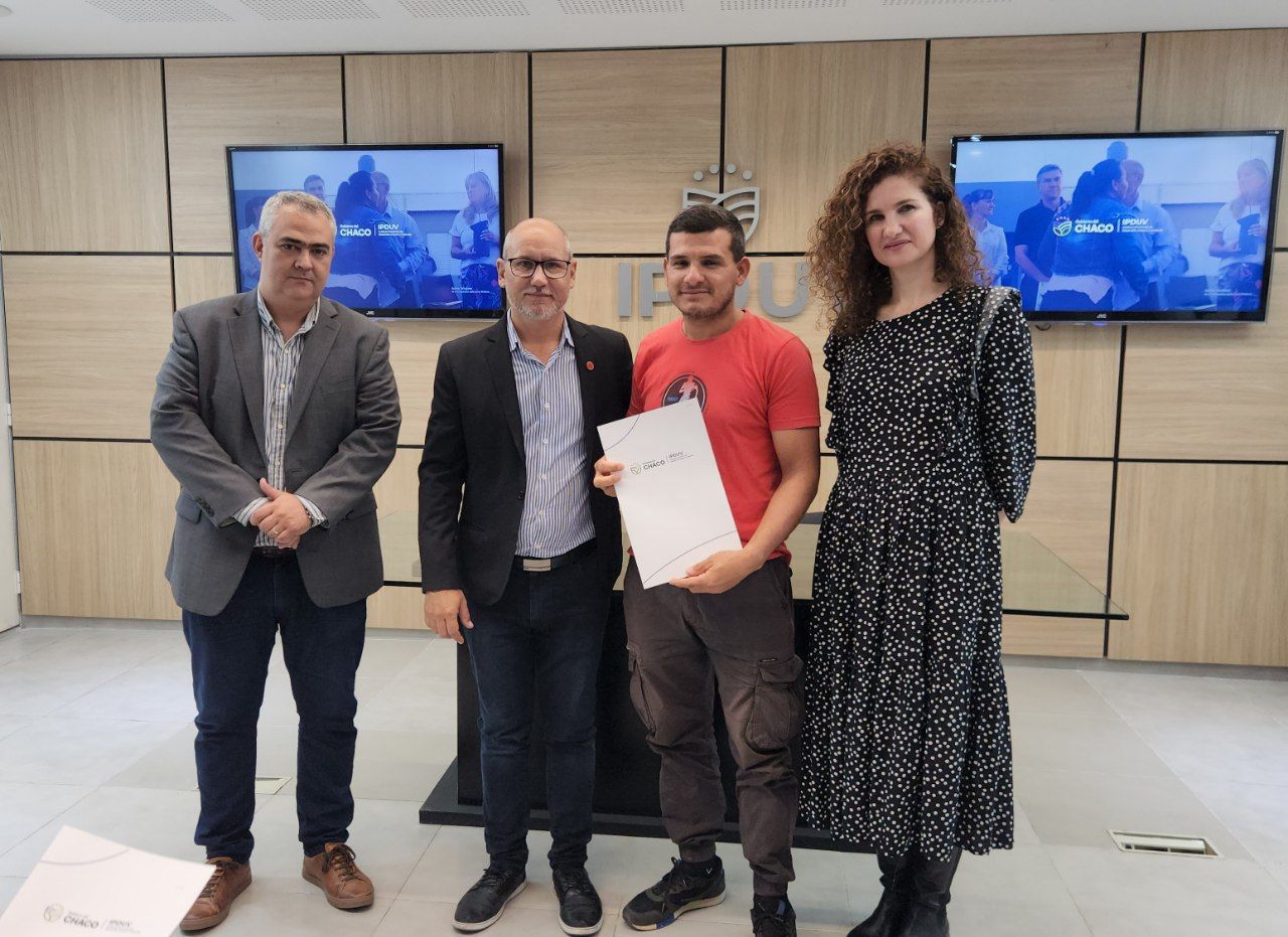 Más de 40 familias celebran la cancelación de deudas del IPDUV