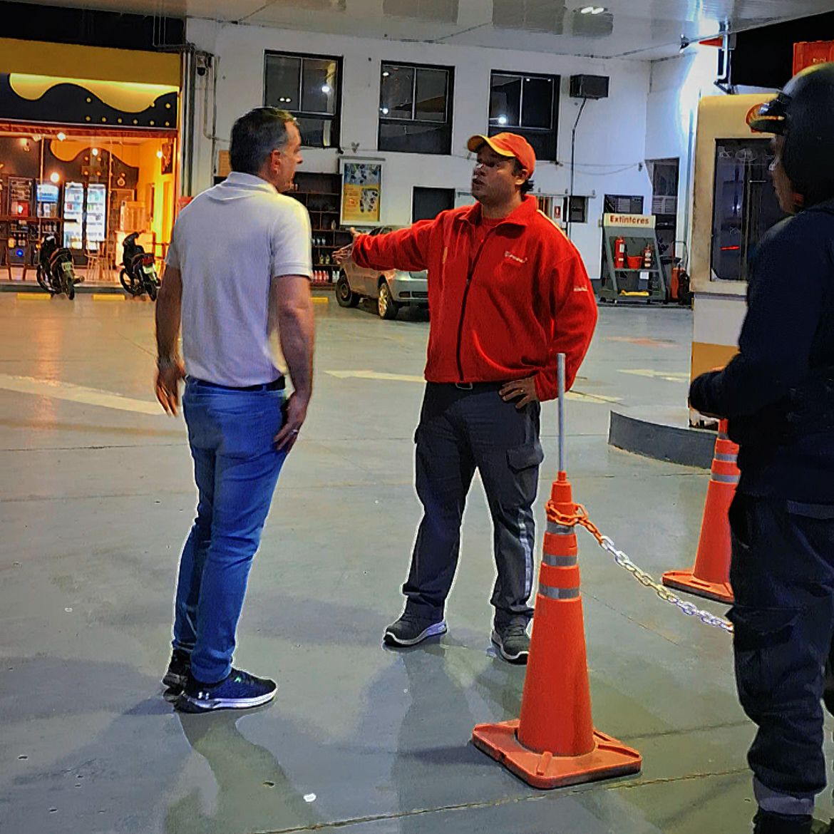 Sin casco no habra combustible