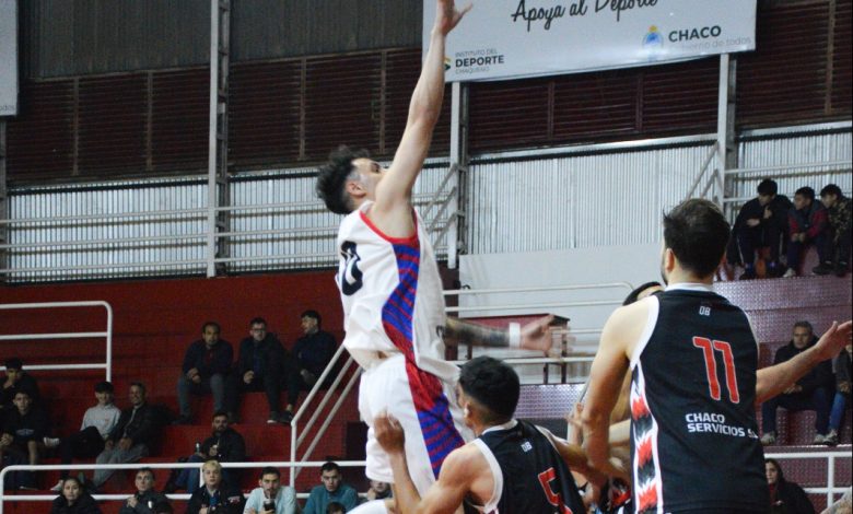 Villa San Martín sacó su poderío en momentos claves, festejó a domicilio y continúa invicto