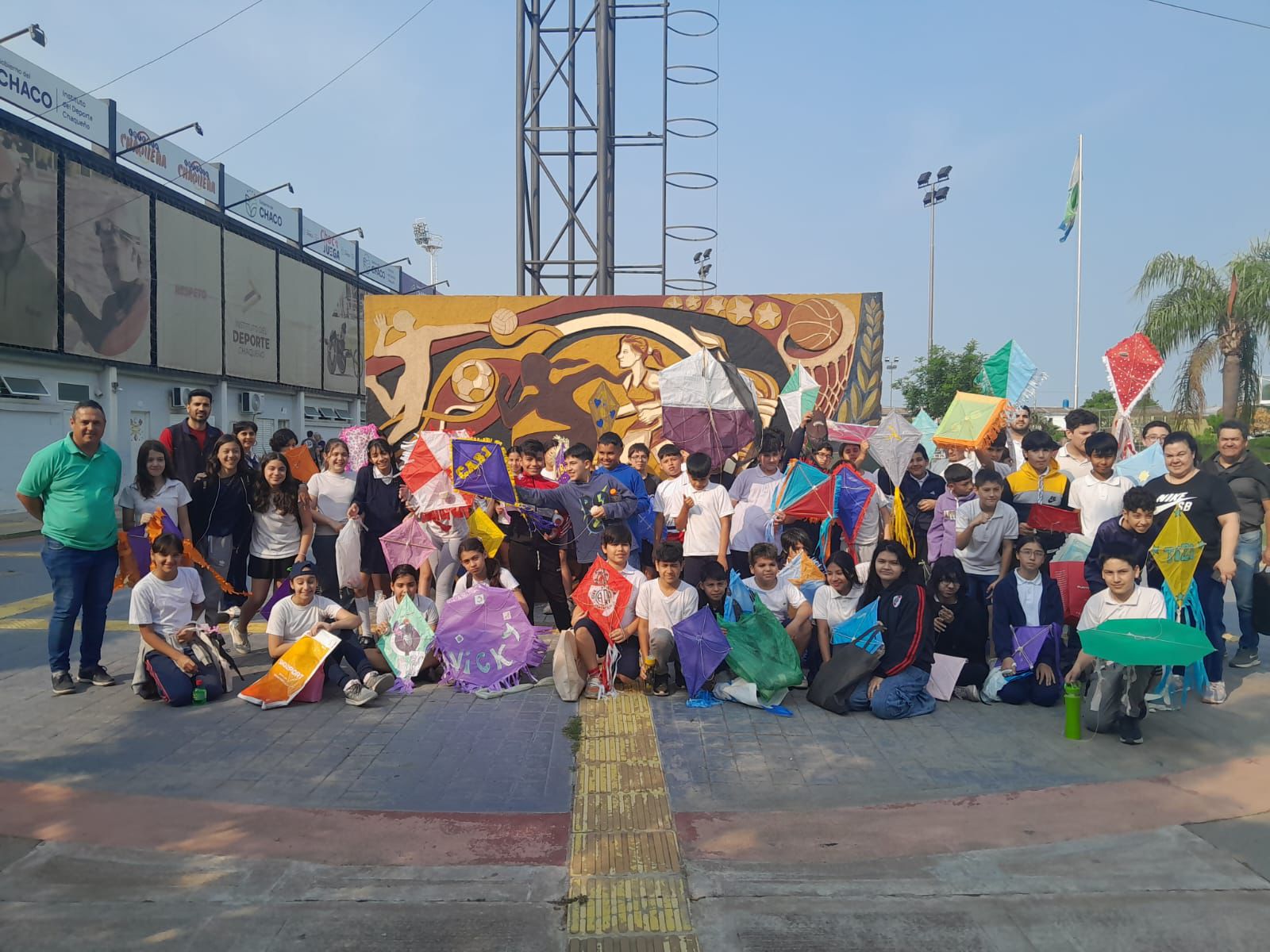 Jornada de esparcimiento de alumnos primarios en el Jaime Zapata