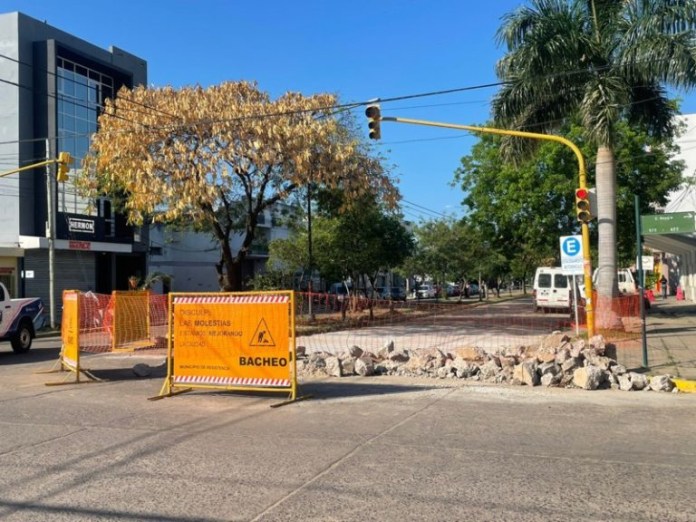 La línea 5 realiza un recorrido alternativo por el bacheo de avenida San Martín