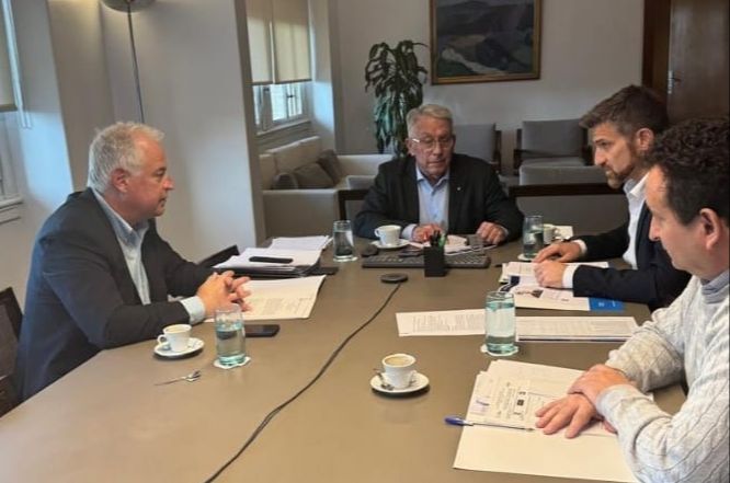 Buenos Aires: El gobierno busca alternativas para paliar la crisis hídrica y energética