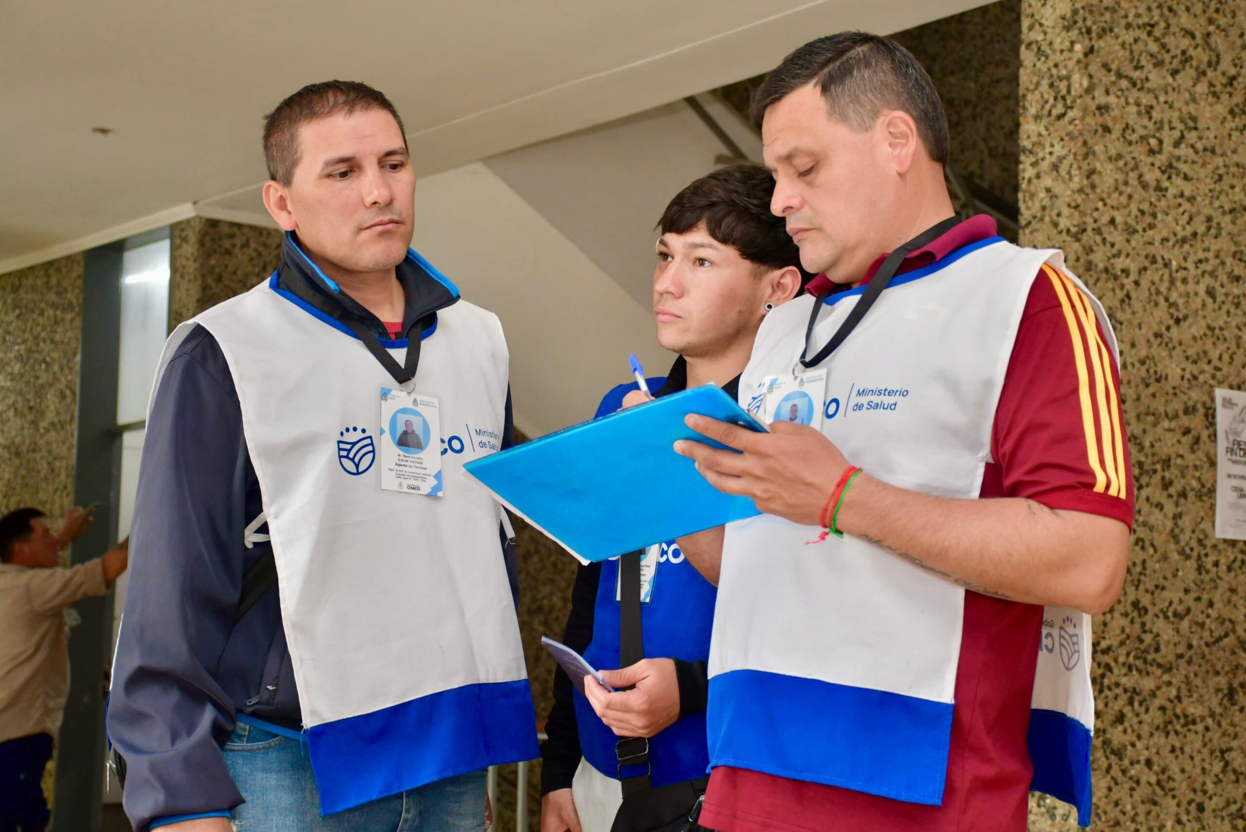 Instituciones Públicas libres de mosquitos: Campaña -Mosquitos  + Salud