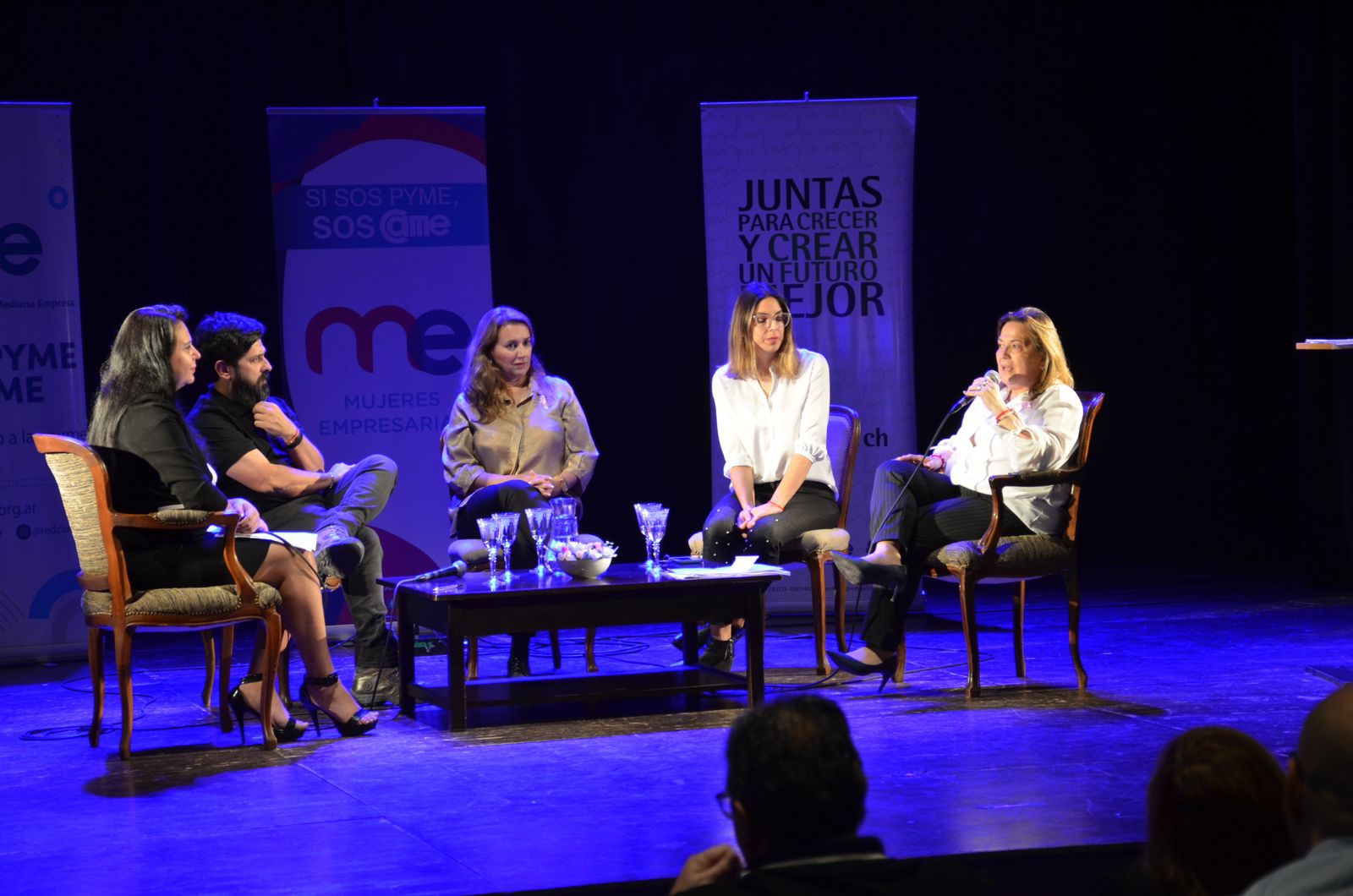 Celebración de los 15 años de la Cámara de Mujeres Empresarias del Chaco (CAMECH) y Octubre Rosa