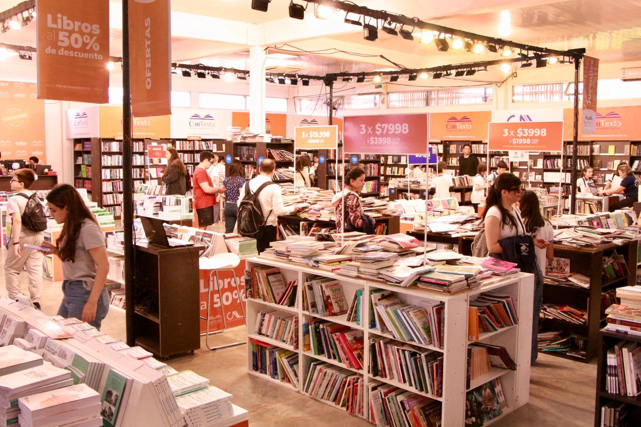 Gran convocatoria durante la primera semana de la Ferias Iberoamericana del Libro Chaco 2024