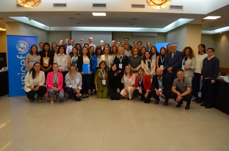 UNICEF Argentina:  Realizaron jornada de juezas y jueces comprometidos por derechos de niñas, niños y adolescentes