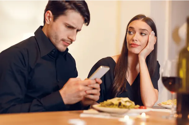 Según la inteligencia artificial, estos son los signos del zodíaco más negativos