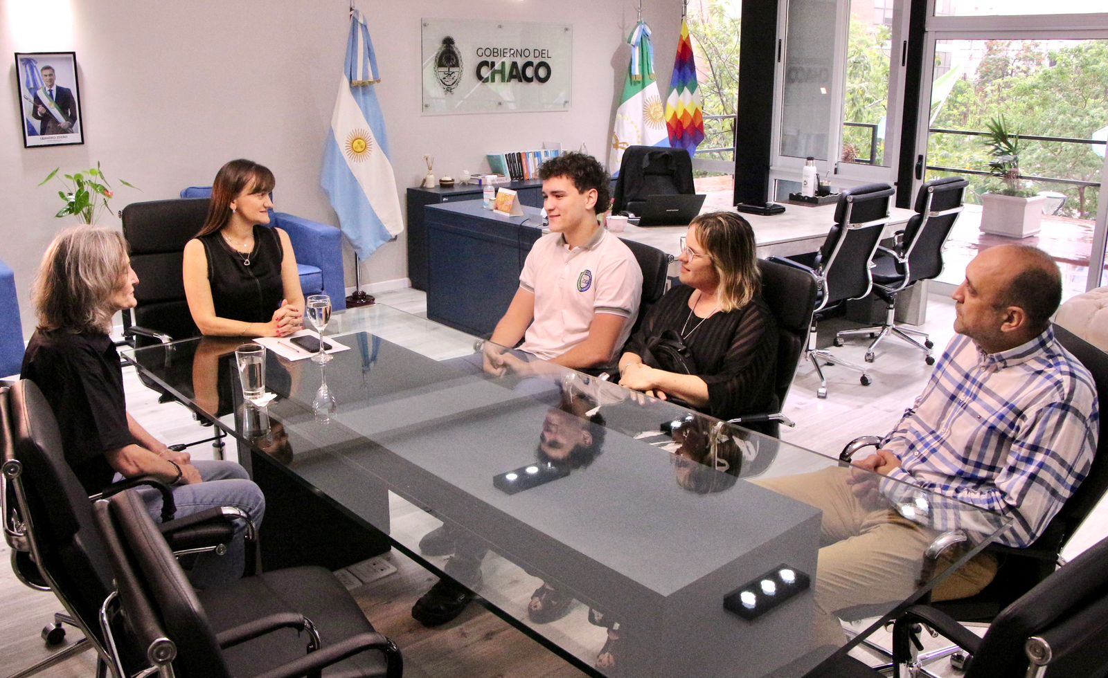 La vicegobernadora Schneider recibió a los estudiantes ganadores de las Olimpiadas Nacionales de Física