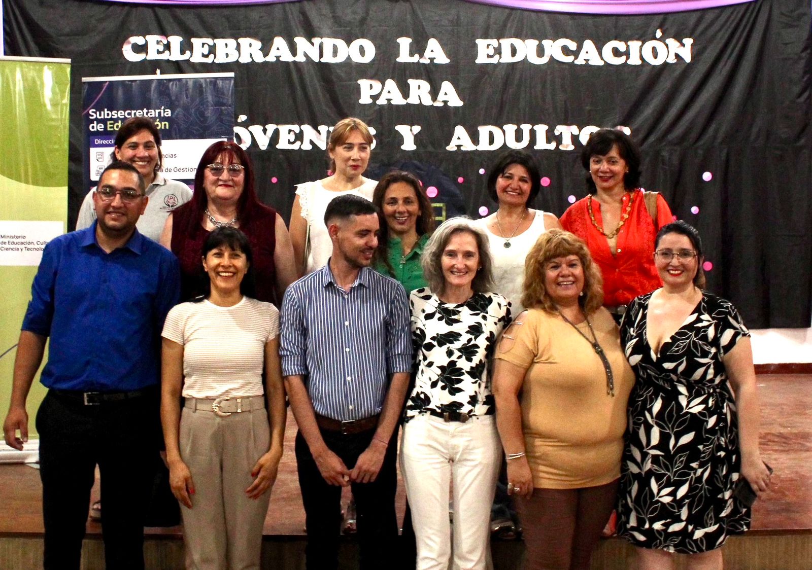 Más de 1000 estudiantes y docentes de Educación de Jóvenes y Adultos compartieron muestra pedagógica integral