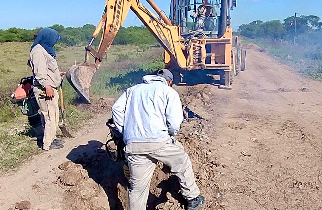 La APA continúa con el Plan de Mantenimiento y Restauración del Sistema de Defensas del gran Resistencia