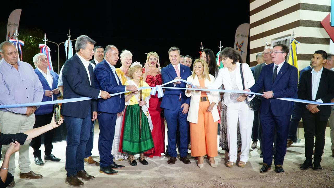 El gobernador Zdero inauguró la Edición Nº 50 de la Fiesta Provincial del Inmigrante en Las Breñas