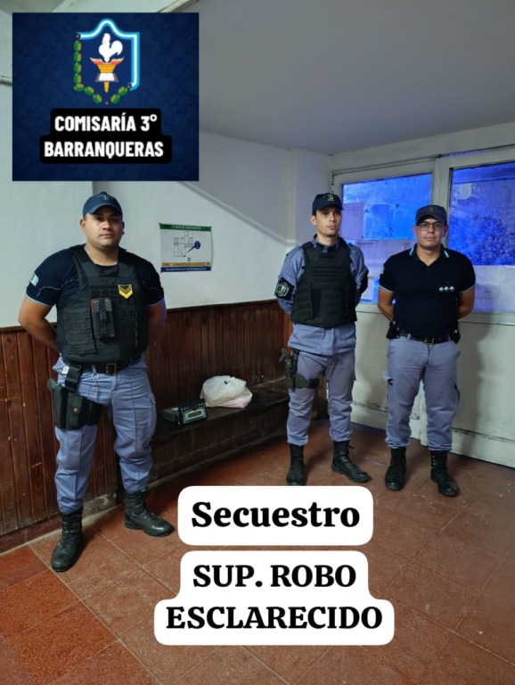 Lo atraparon dentro de un auto ajeno con el estéreo en la mano