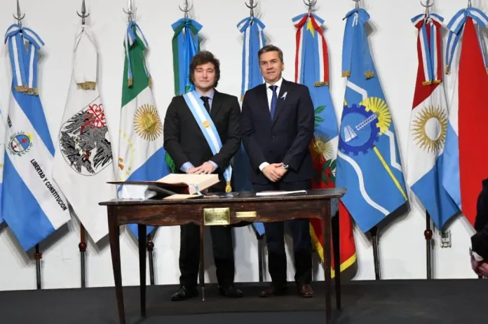 Mañana martes, el gobernador Leandro Zdero se reunirá con el presidente Javier Milei