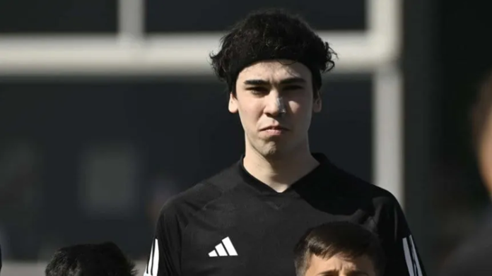 El Tribunal de Ética investigará a Deportivo Riestra por el debut del streamer Spreen ante Vélez