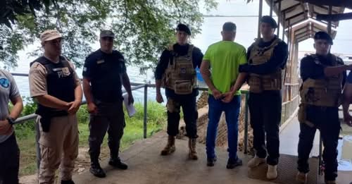 Deportaron a dos criminales paraguayos que se encontraban alojados en la provincia