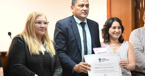 El Poder Legislativo entregó el Premio Amanda Mayor de Piérola y conmemoró el 40º Aniversario de la Comisión de DD HH