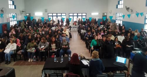 Educación aclara sobre la emisión y validez de títulos de nivel secundario