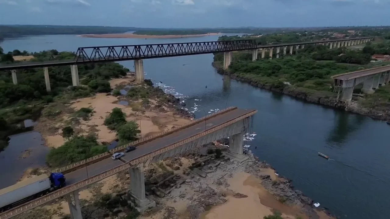 Son 10 los muertos y 7 los desaparecidos por el derrumbe del puente en Brasil