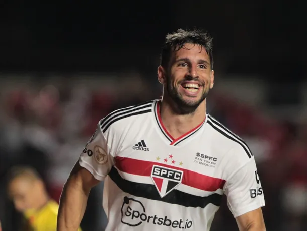 Calleri nuevamente en el radar de River: la verdad detrás del rumor del pedido de Gallardo