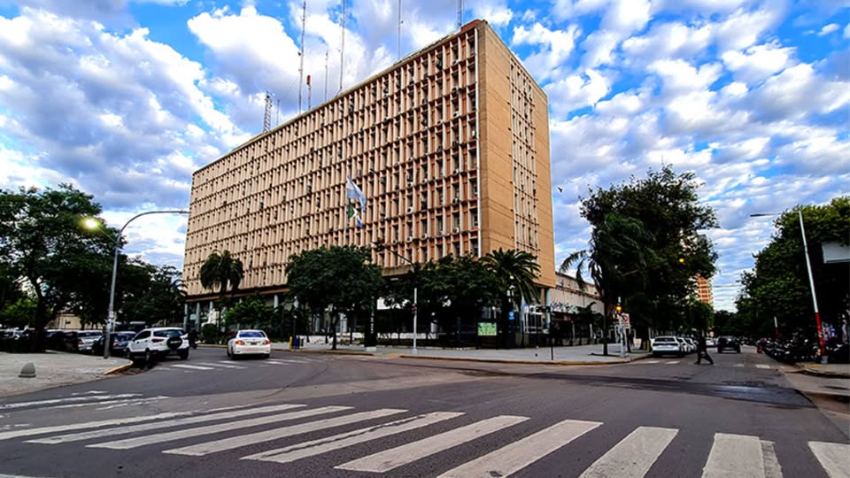 El gobernador Leandro Zdero oficializó el asueto para los días 23, 24, 30 y 31 de diciembre