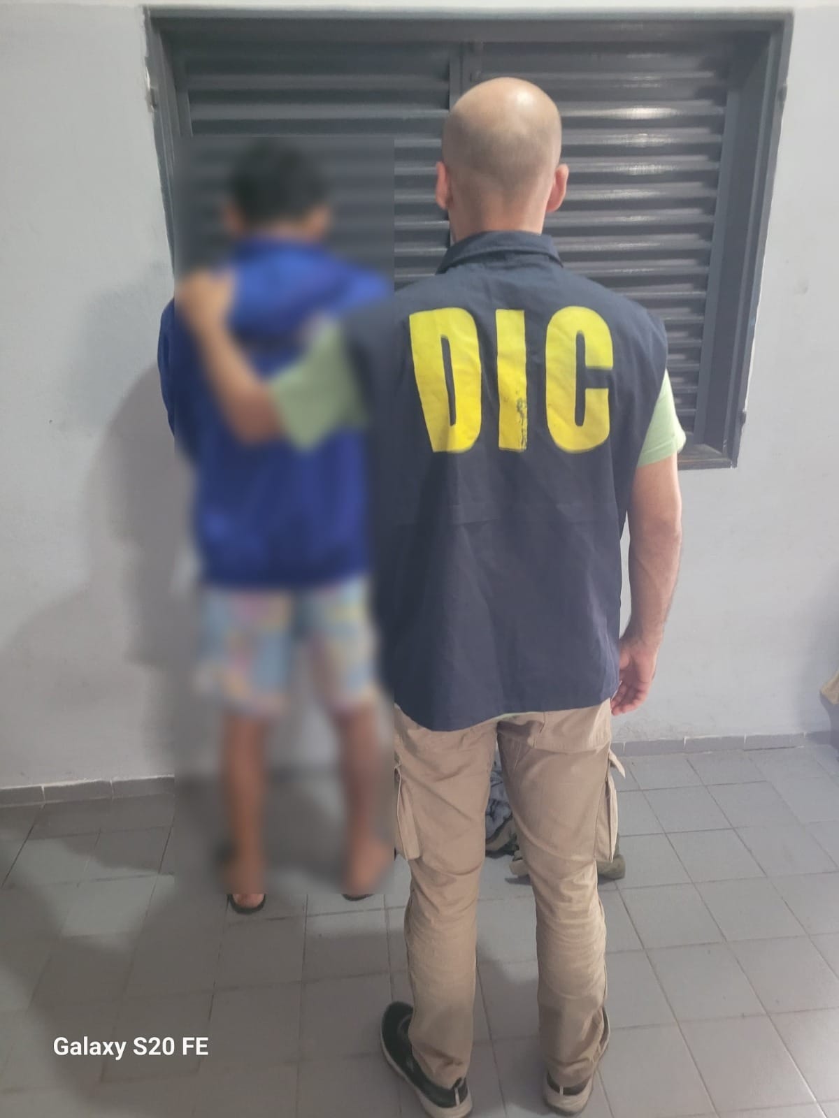 Homicidio en Fontana: Detienen a un sujeto y secuestran un carro