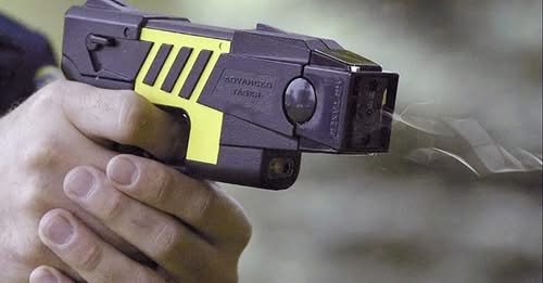 Mar del Plata compró armas taser para combatir al delito en el verano 2025