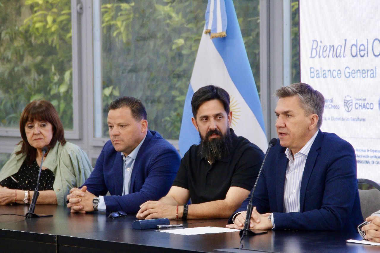 El Gobernador Zdero junto a la Fundación Urunday hicieron la presentación pública del balance de La Bienal 2024