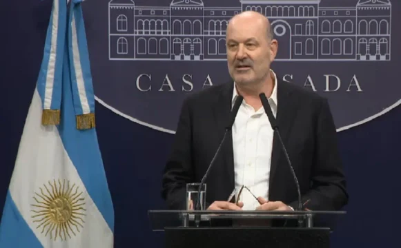 Federico Sturzenegger: “El macrismo casi que me usó de chivo expiatorio”