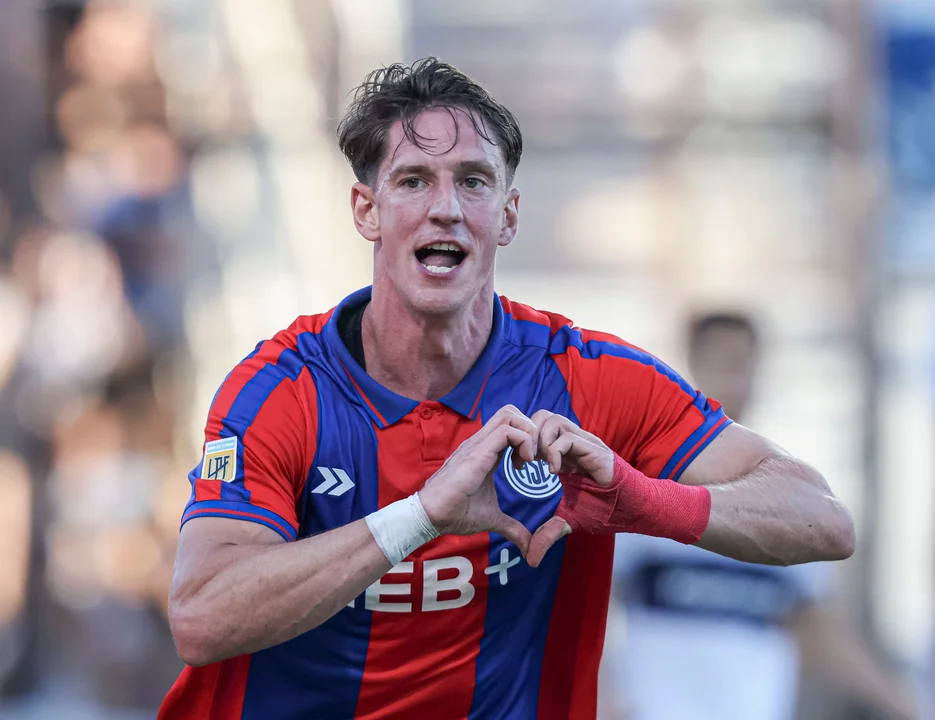 Con goles desde el banco de suplentes, San Lorenzo le ganó a Gimnasia en La Plata