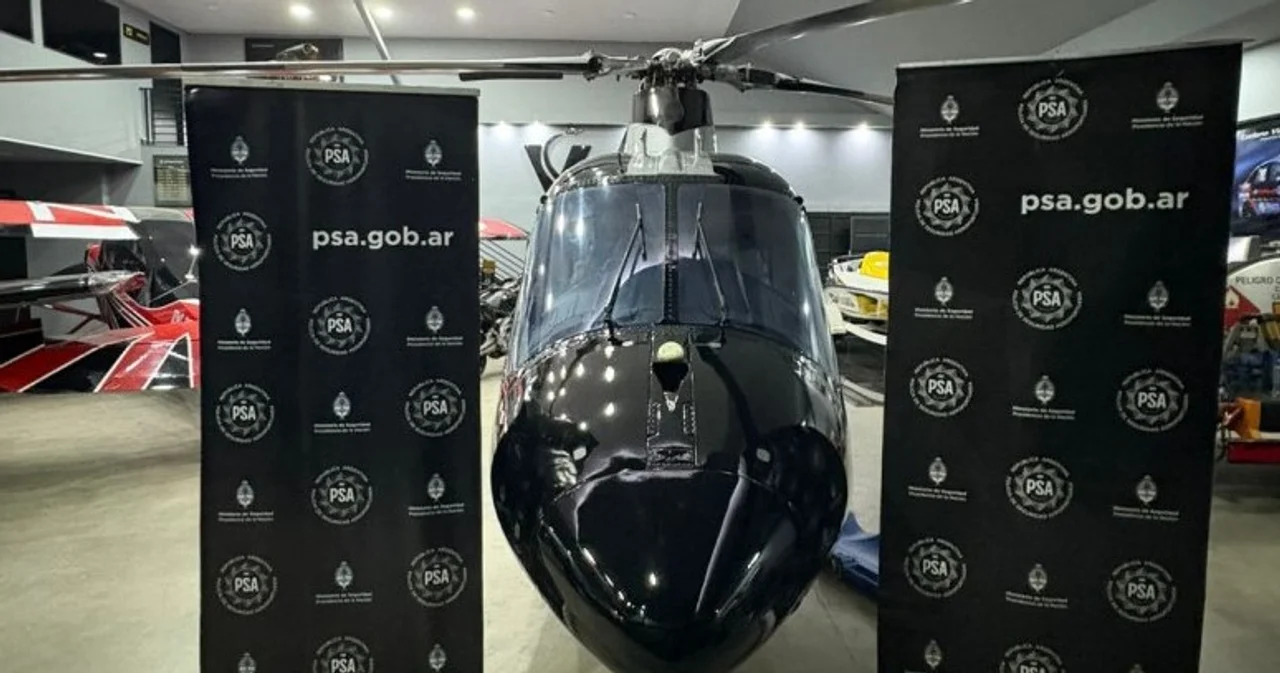 Secuestraron el helicóptero que había aterrizado en una playa en Pinamar