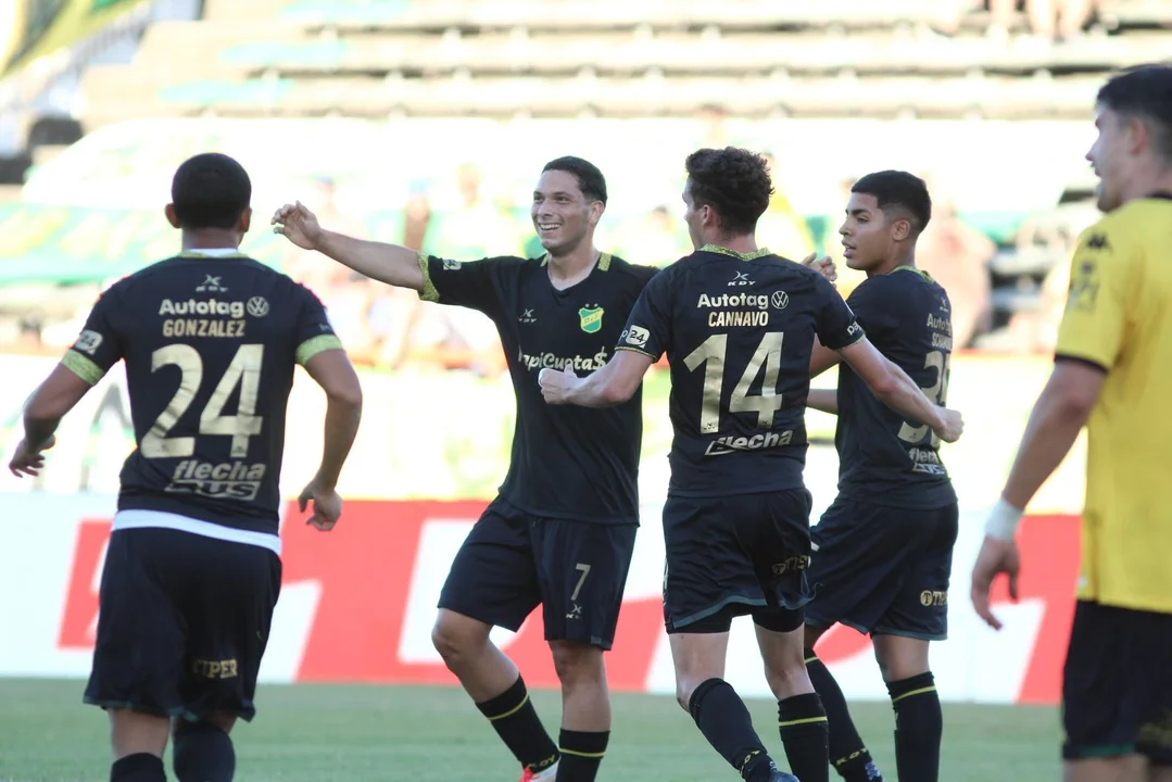 Defensa y Justicia aplastó a Aldosivi en Mar del Plata