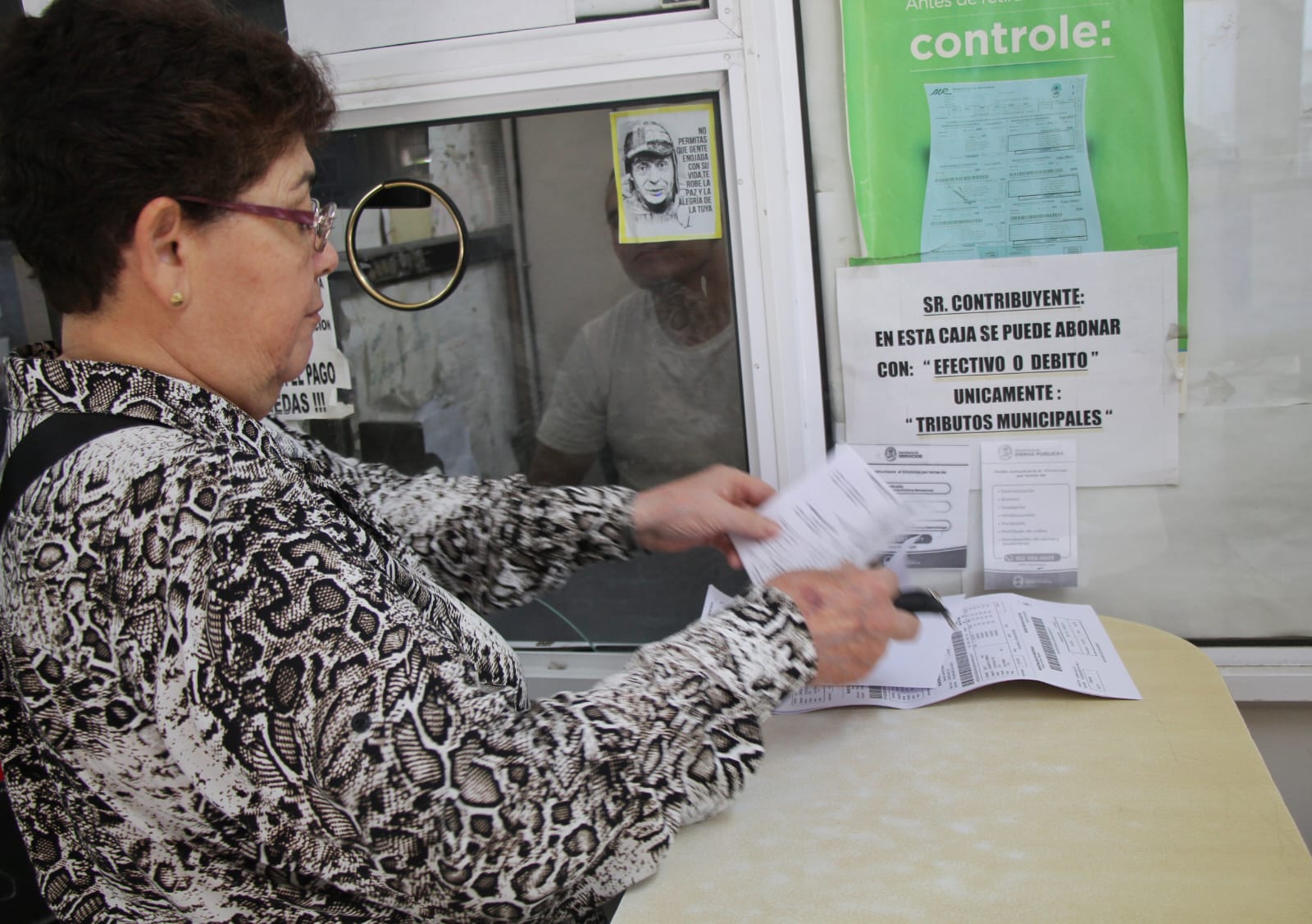 Pago de patente: satisfacción de la gente por el descuento de un 40 por ciento