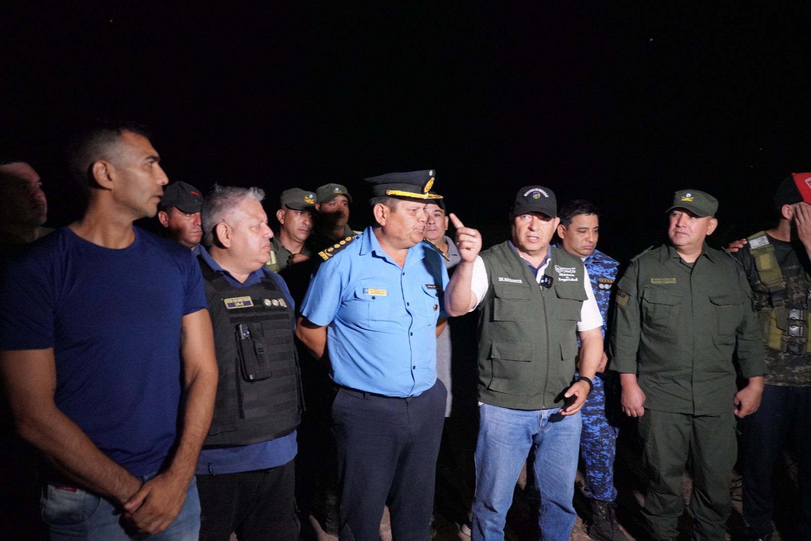 La Policía del Chaco y Gendarmería Nacional, lograron el secuestro de más de 22 kilos de cocaína de máxima pureza, luego de una persecución