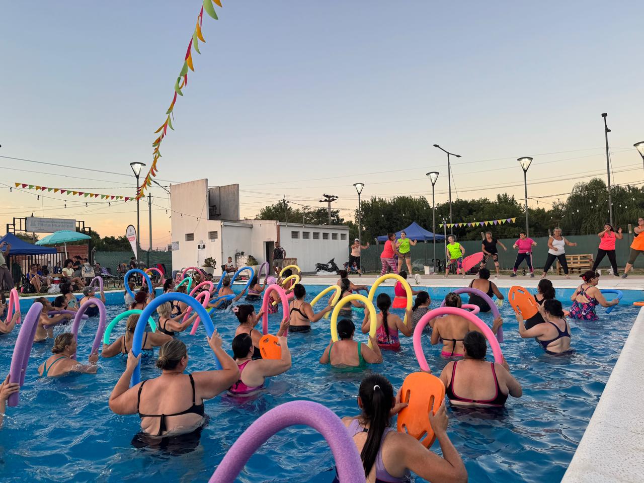 Nuevos horarios de actividades en la pileta municipal