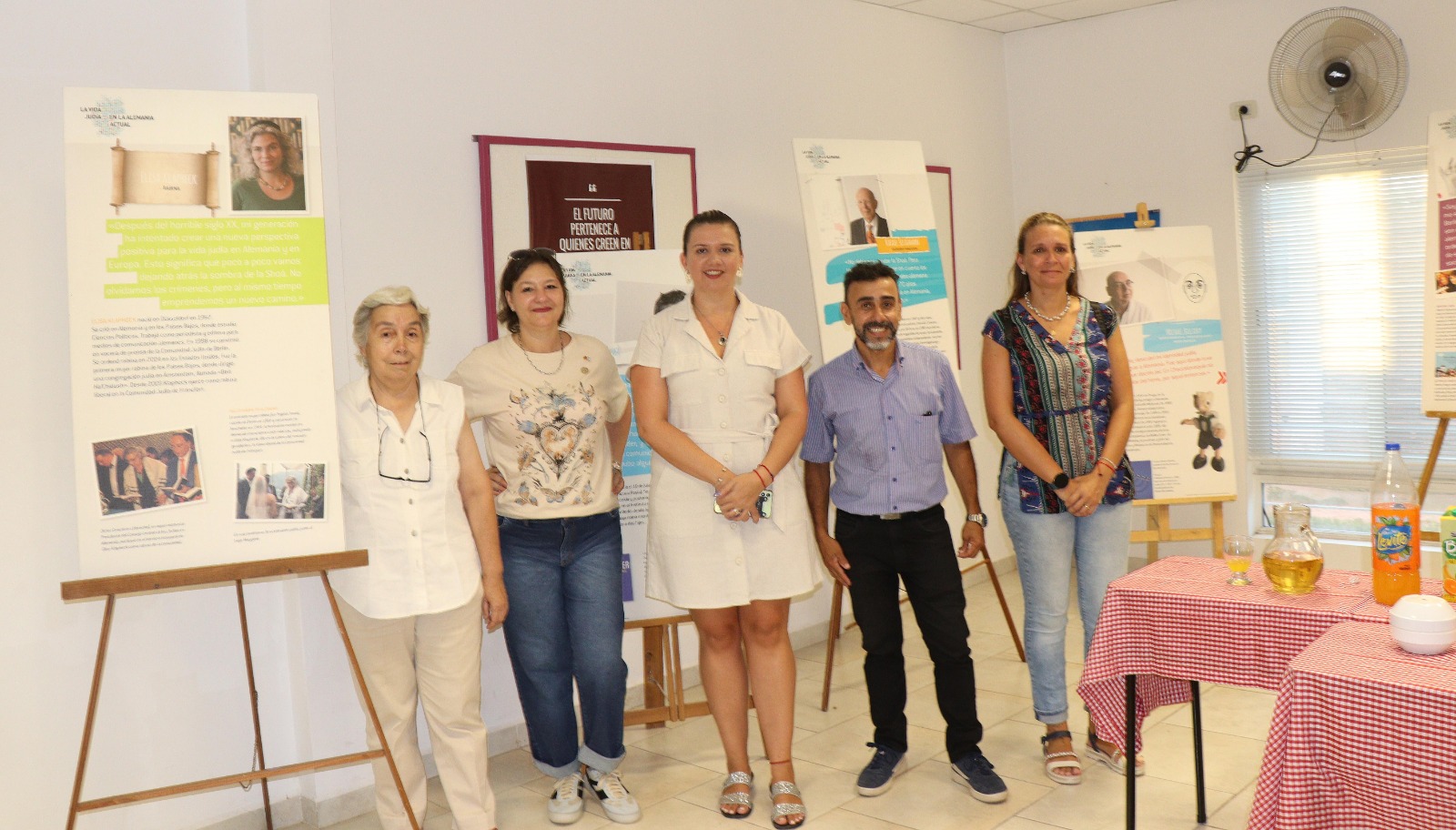 Muestra fotográfica en el Club Alemán Austriaco por el aniversario de Resistencia