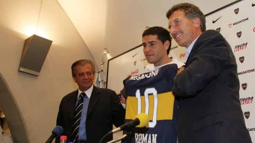 Riquelme, el presidente de Boca protagonistas de compras históricas
