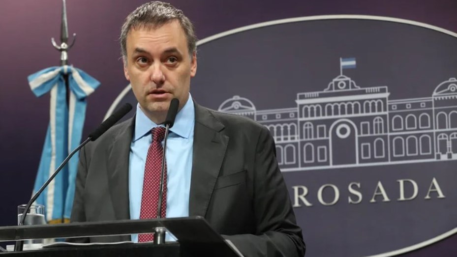 El Gobierno le bajó el tono a las críticas de Brom sobre la prevención del fuego