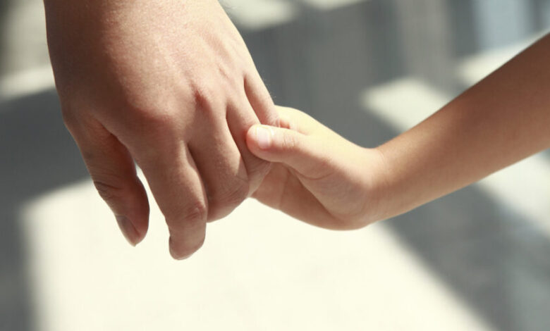 Convocan a adoptar un niño de 12 años